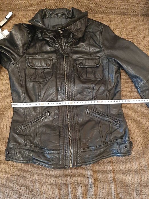 Кожено яке Bershka