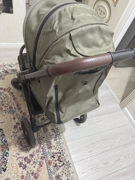 Продается Коляска детская прогулочная