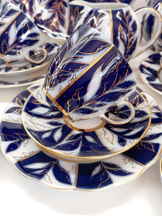 Руски порцелан. Сервиз.