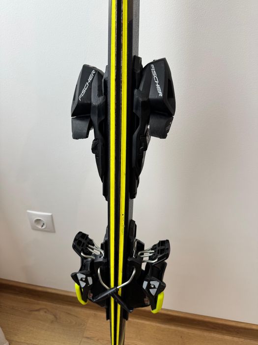 Schiuri/ski FISCHER F17 progressor