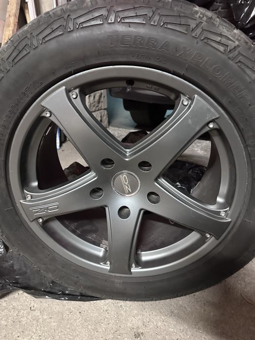 Шины с дисками на lc200, производства OZ