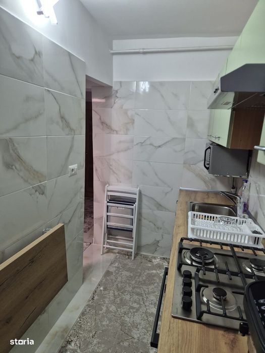 Garsonieră renovată complet 2025, centrală nouă, 2 parcări – Bd. Dacia