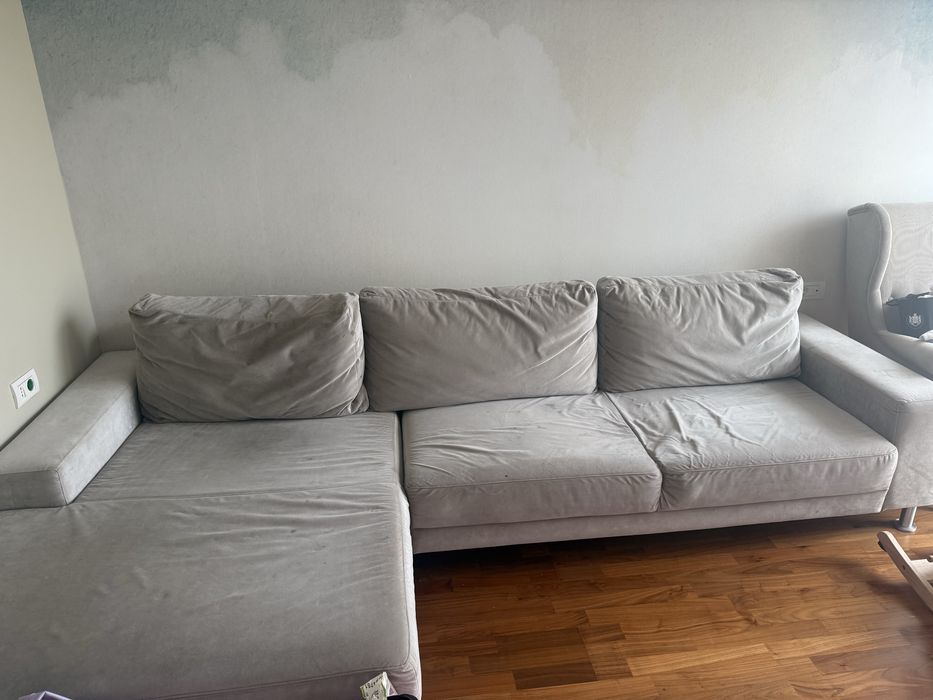 Canapea coltar sufragerie confortabila