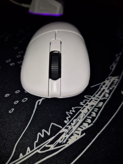 Продам мышь aj179 pro в отличном