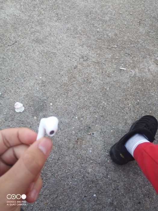 Air pod 3 само един брой! Не чифт!