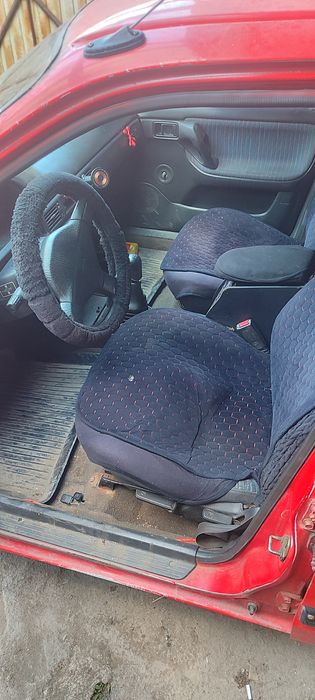 Продам Мазда 323