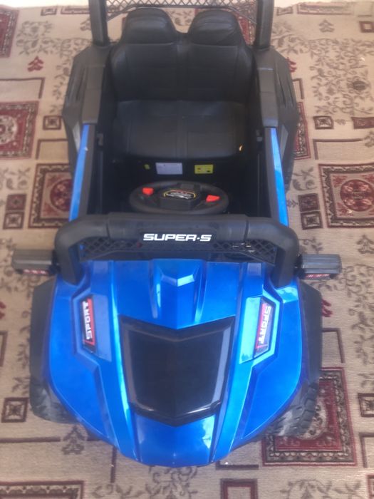 Детское машина с пултом