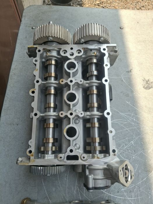 Chiuloasa motor Vw Audi Skoda Seat 1.0 Tsi 2016>>(completa cu axe came)