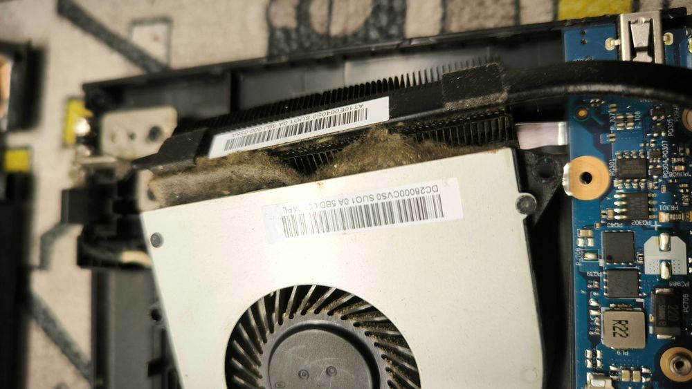 Профилактика и почистване на лаптопи