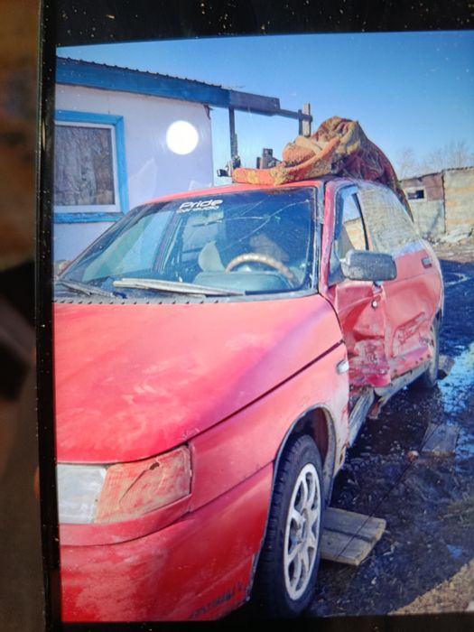 Ваз 2110 продам .