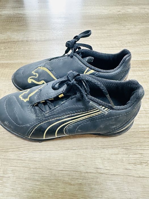 Детски футболни обувки umbro,puma