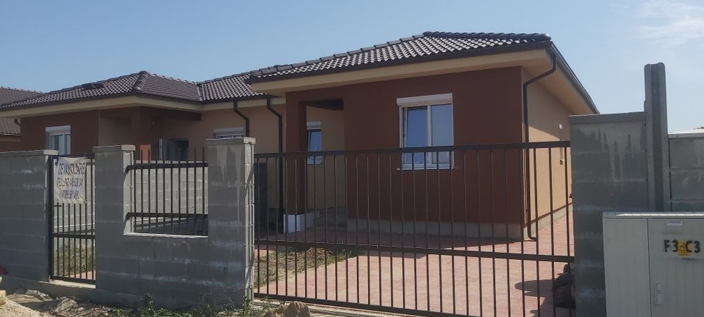 Garduri și porți metalice | Lemn & WPC | Execuție la comandă