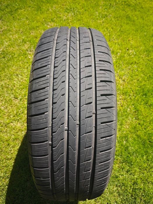 Летние шины 275/60R20