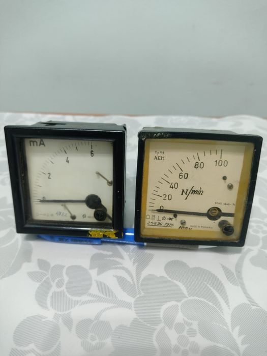 Lampi/veioze/brațe lampi/proiector Etude/voltmetru tester CC/mA