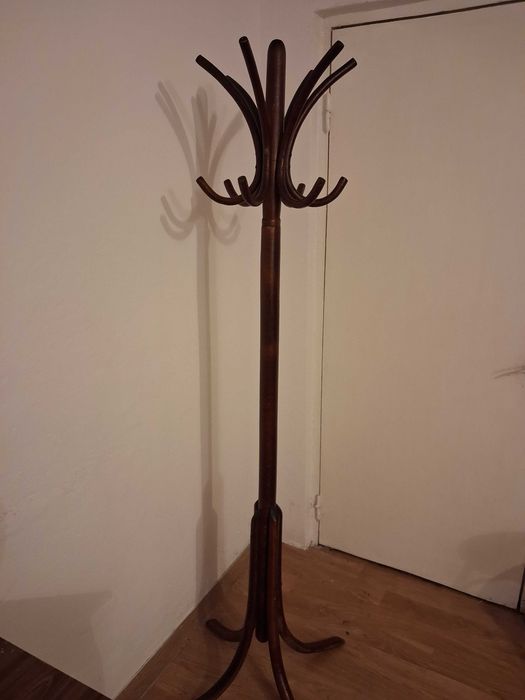 Cuier Pom,vechi de colectie,foarte bun