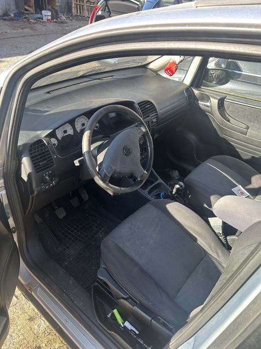 Опел зафира 1.6 метан