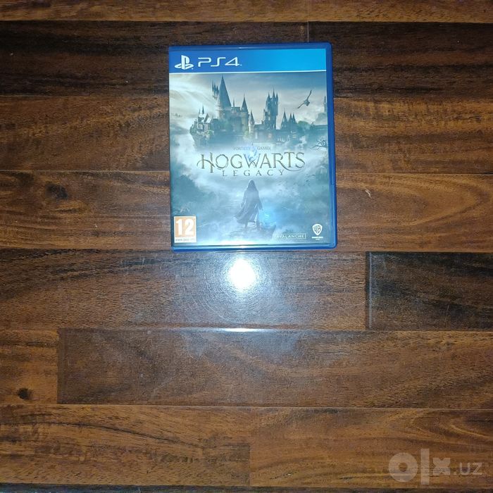 PlayStation 4 + бесплатно 1 игра