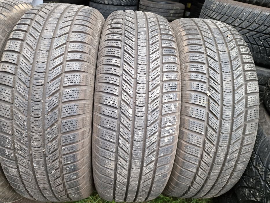 Anvelope 255/70R16 marca Bridgestone, DOT 2023, 8 mm