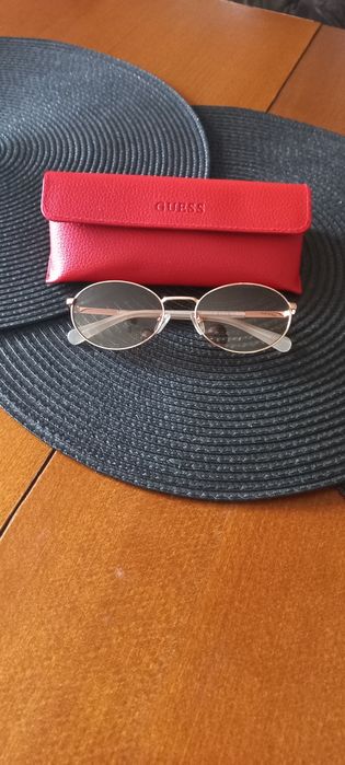 Оригинални слънчеви очила Guess