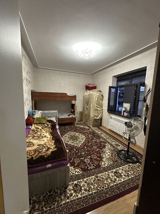 Срочно сотилади йенги курилган ховли