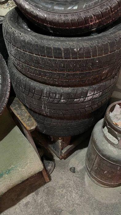 Продам шины зимний