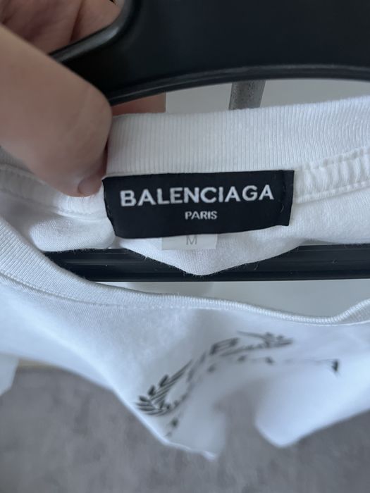 Тениска Balenciaga