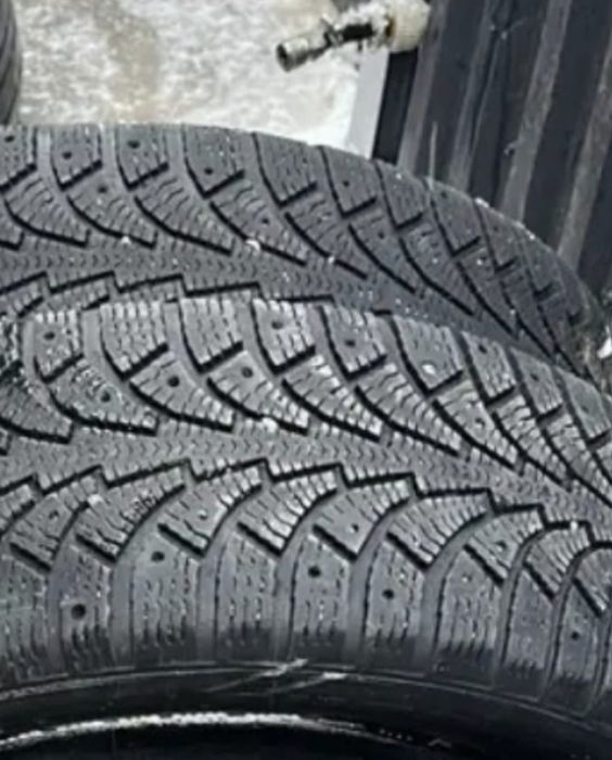 Продам пару зимней резины