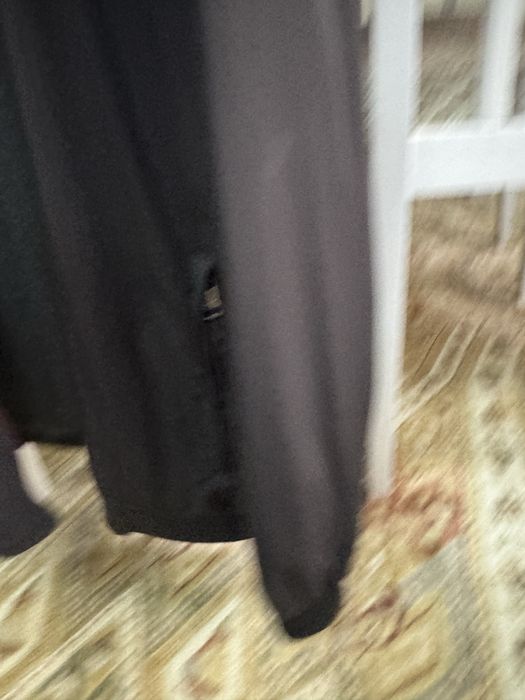 Продам куртку, ветровку Karllagerfeld