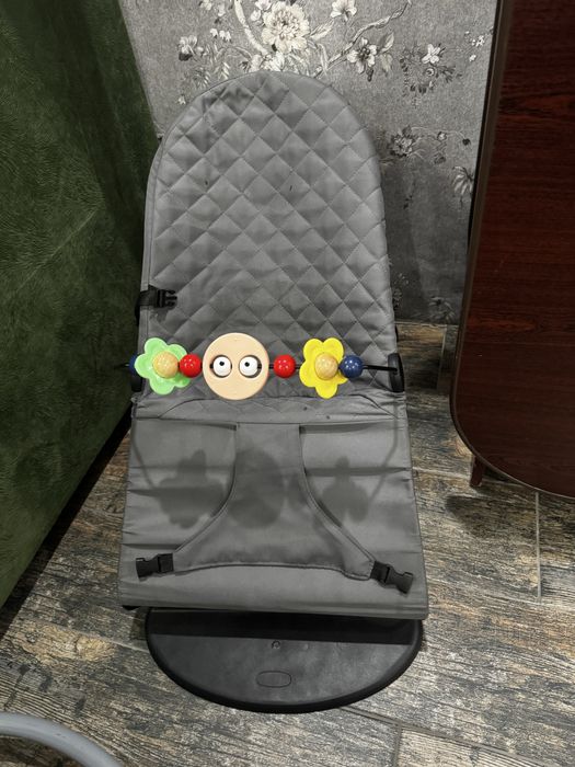 Продаю шезлонг для малыша