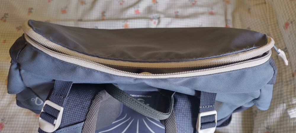 Туристическа раница Куечуа/Quechua MH100 40 л.