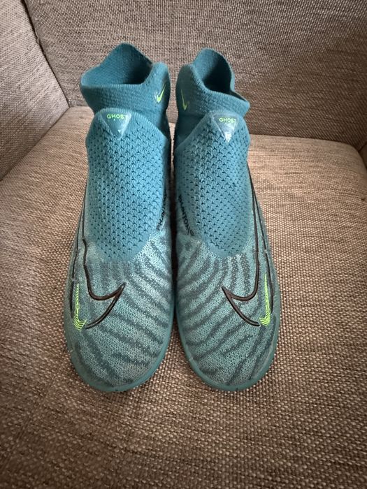 Кроссовки футбольные Nike оригинал