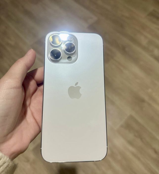 Продам Айфон 14 pro max