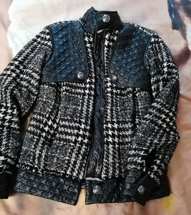 Яке.                .