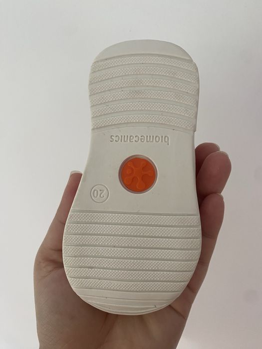 Vand pantofiori copii biomecanics noi marimea 20