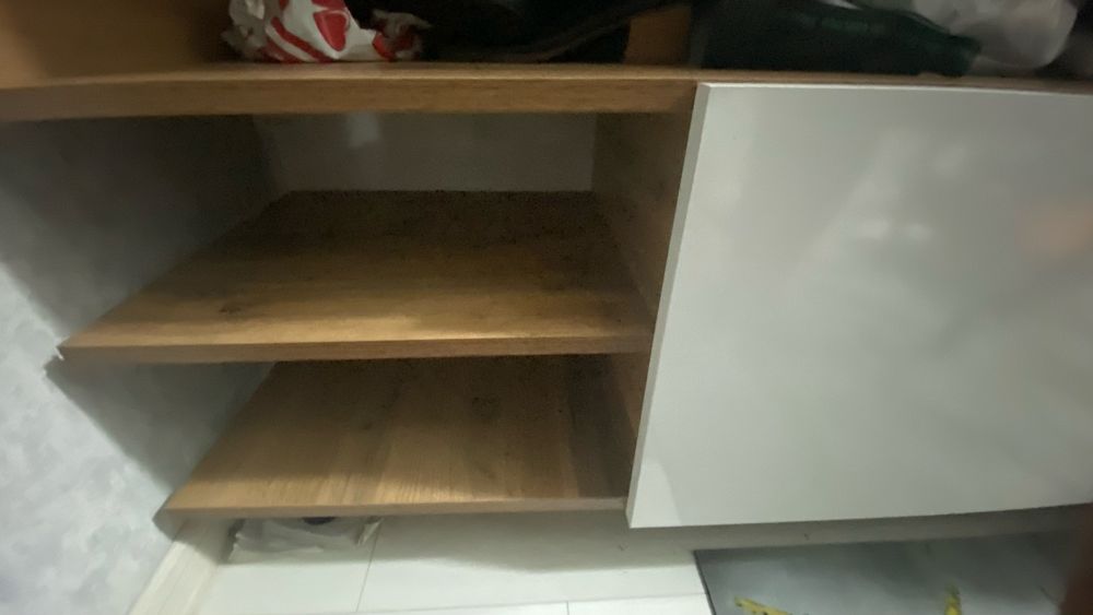 Кіреберіске арналған шкаф