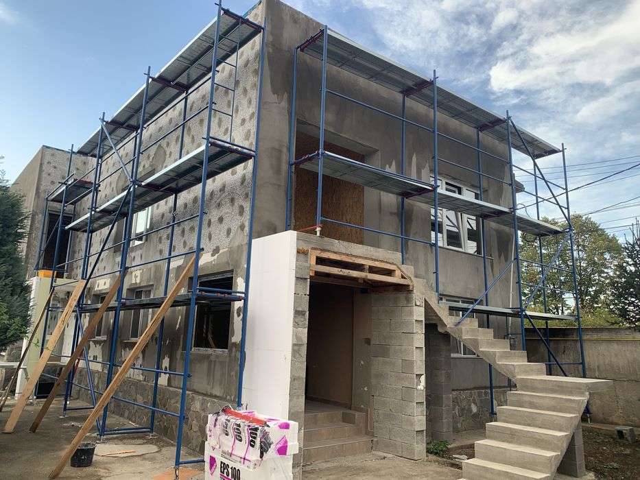 Inchiriez schelă metalica completă 150mp