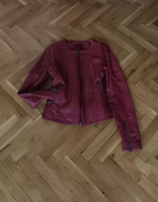 Дамско кожено яке размер S