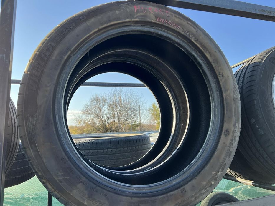 Гуми за джип 235/55R20