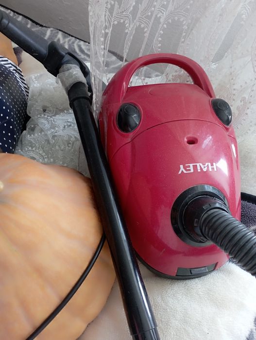 Срочно продам пылесос телевизор