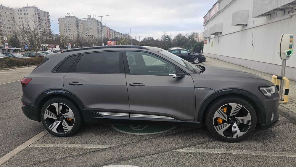 Audi E-tron 55 SUV - Predare leasing