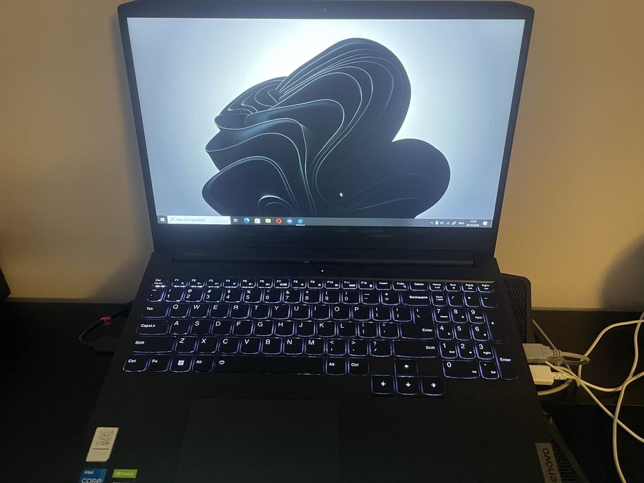 Laptop lenovo IdeaPad Gaming 3 15HUI6