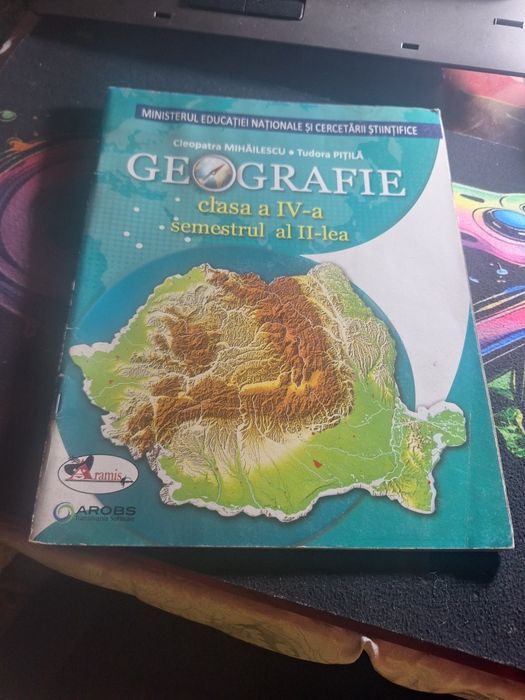 Se vinde carte.   .