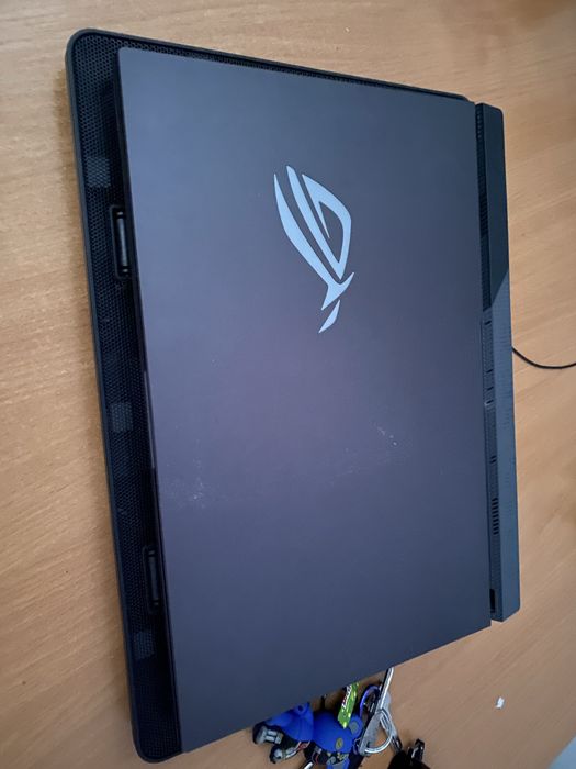 Asus Gog strix G513IE