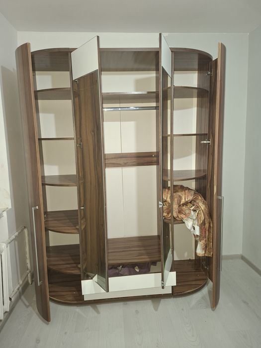 2 шкафа для одежды СРОЧНО