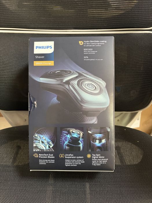 PHILIPS SHAVER S9000 нов без забележка шейвър филипс неизползван