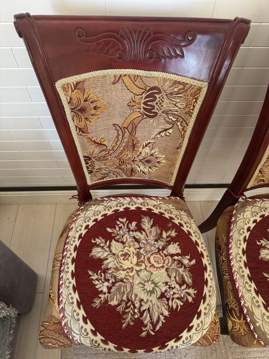 стулья Малайзиский по 14000