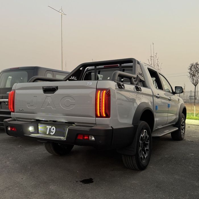 Хаммани етиборини жалб килишни хохлисми?