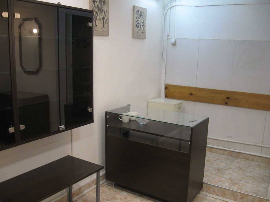 Дава се под наем Магазин в София, Медицинска академия - 19 кв.м за 234.6 € - Снимка #3