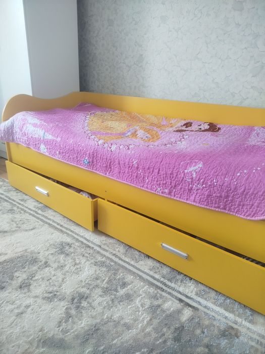 Детская кровать.