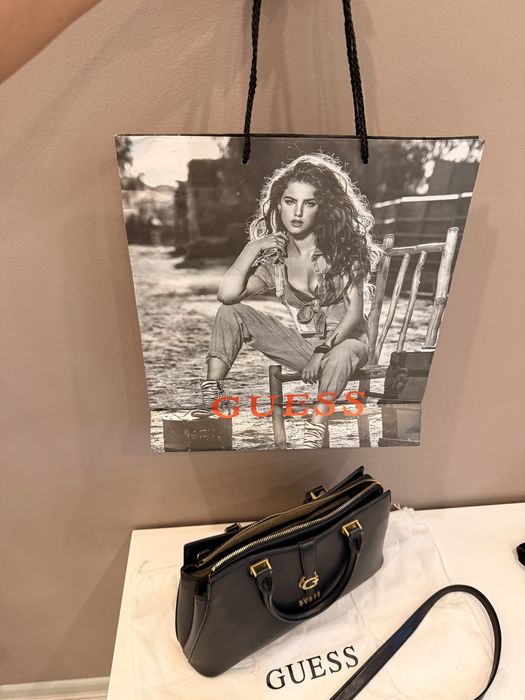 Дамска чанта  Guess  KUBA черна